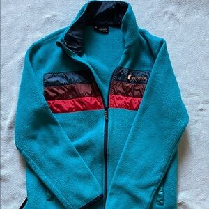 Cotopaxi Men’s Teal and Red Fleece Jacket